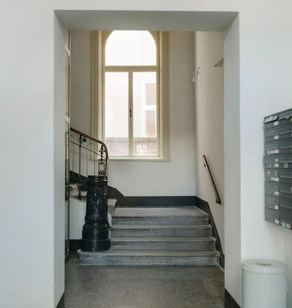 Comfy Apt For 4-6, 5 Min To Center, No Lift Currently Vienna 0*,  Austria