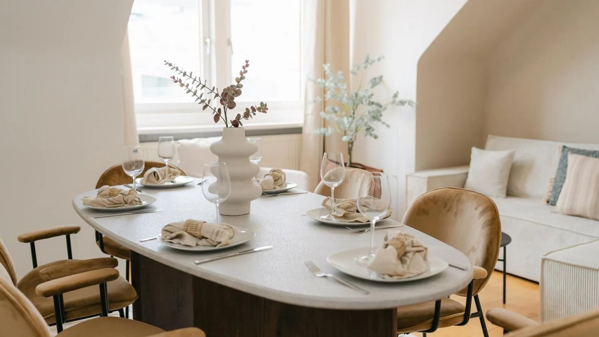Comfy Apt For 4-6, 5 Min To Center, No Lift Currently Vienna